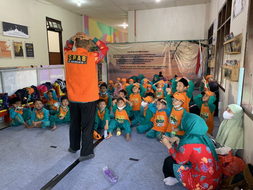 Belajar Tanggap Bencana